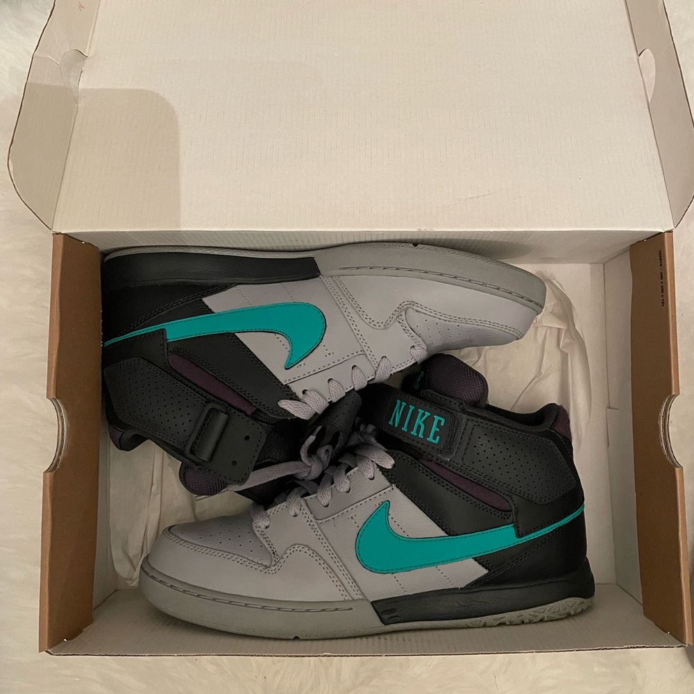 Nike zoom sneakers 👟 SALE ✔️